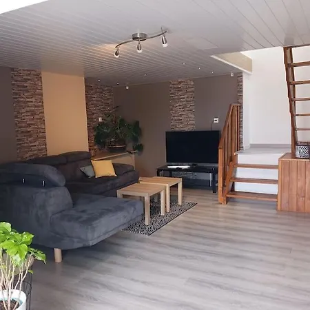 Semesterbostad Maison D'elodie Joserand