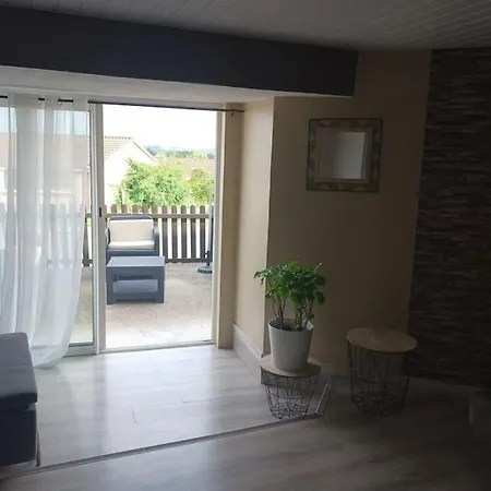 Semesterbostad Maison D'elodie *