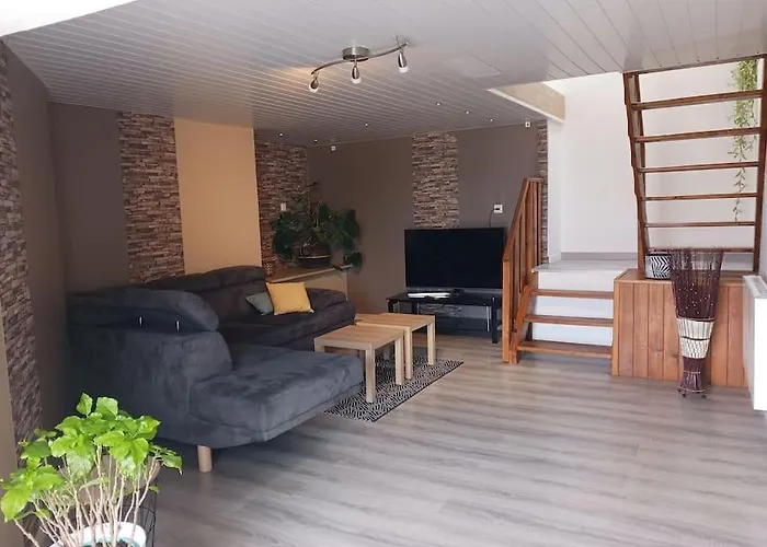 Holiday home Maison D'elodie Joserand